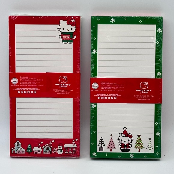 Sanrio Hello Kitty Holiday Winter Limited Edition Notepad - Set of 4 - Picture 2 of 4